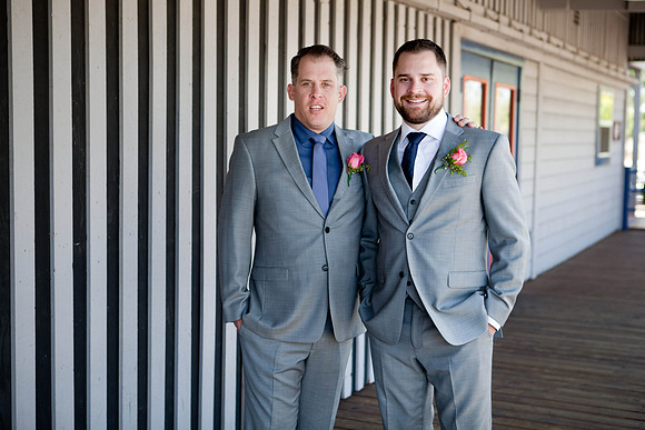 Riley & Bud | West Coast Pictures
